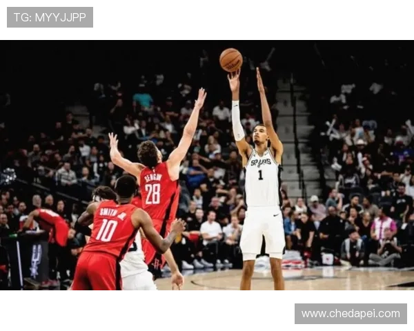 弗拉格轰45分15纪录压詹皇